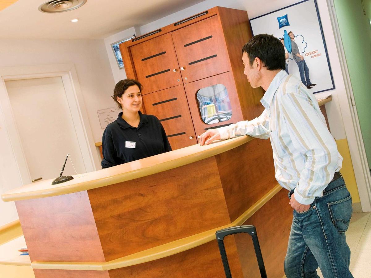 Ibis Budget Orleans Sud Comet Exterior foto